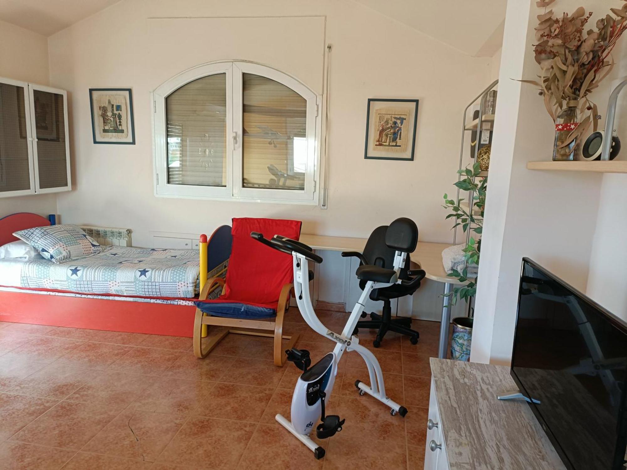 Casa Con Jardin Y Piscina Privada. Villa Santa Eulalia de Ronsana Luaran gambar