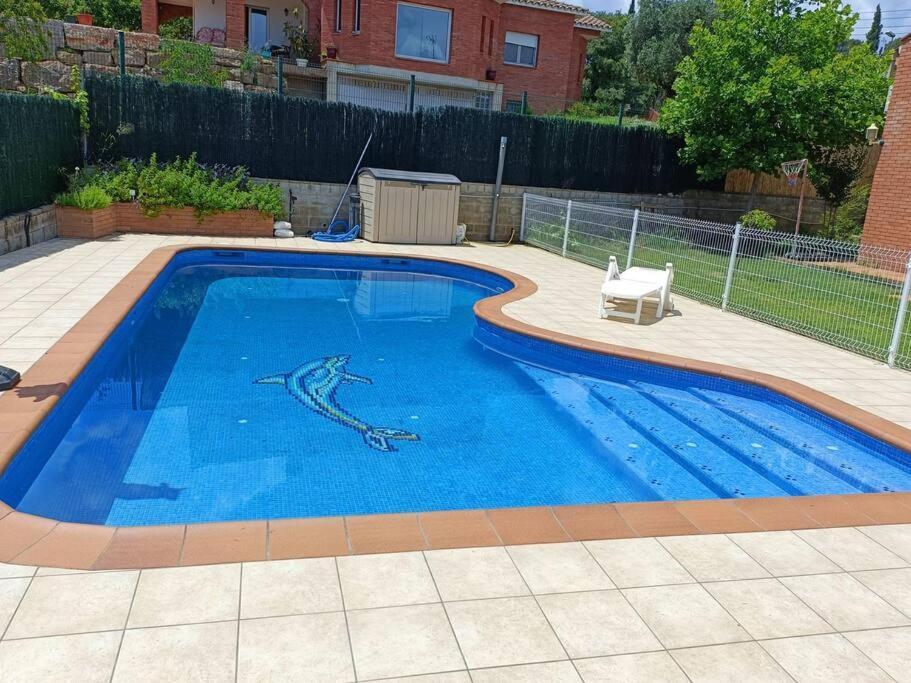 Casa Con Jardin Y Piscina Privada. Villa Santa Eulalia de Ronsana Luaran gambar